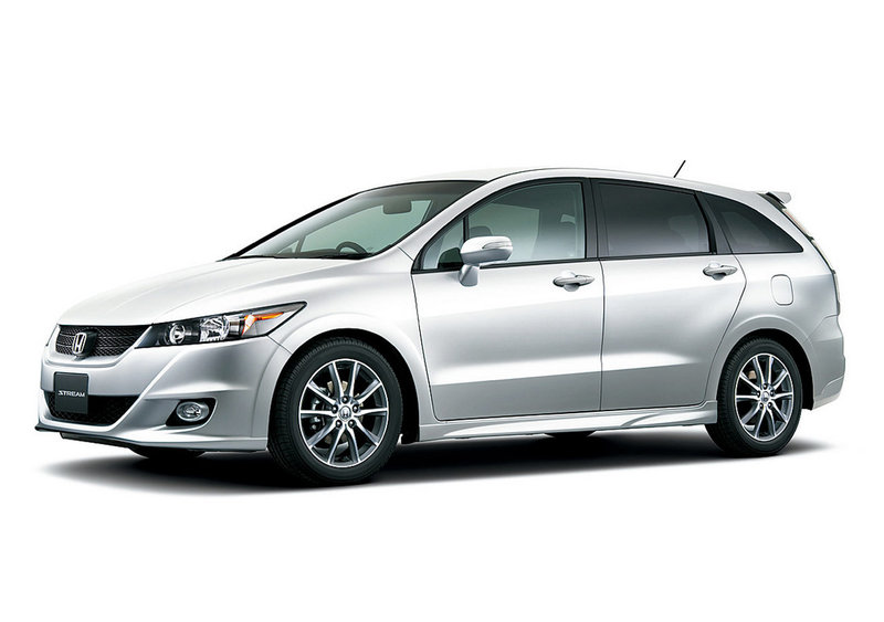 Honda Stream Facelift 2010