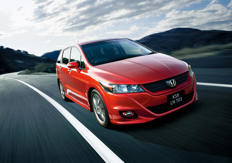 Honda Stream Facelift 2010