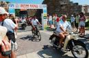 Уникални мотоциклети на шестия Ретро парад в Несебър