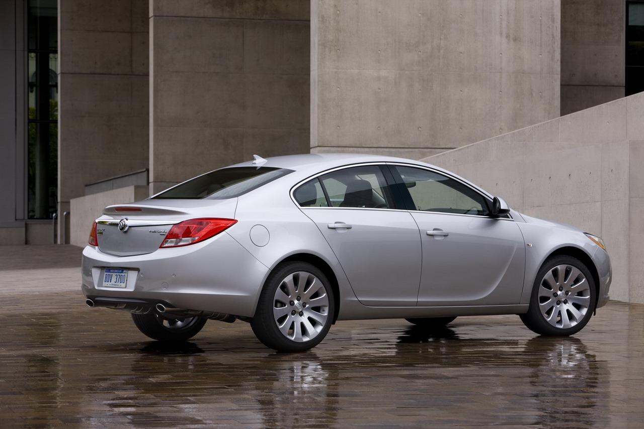 Buick Regal 2011