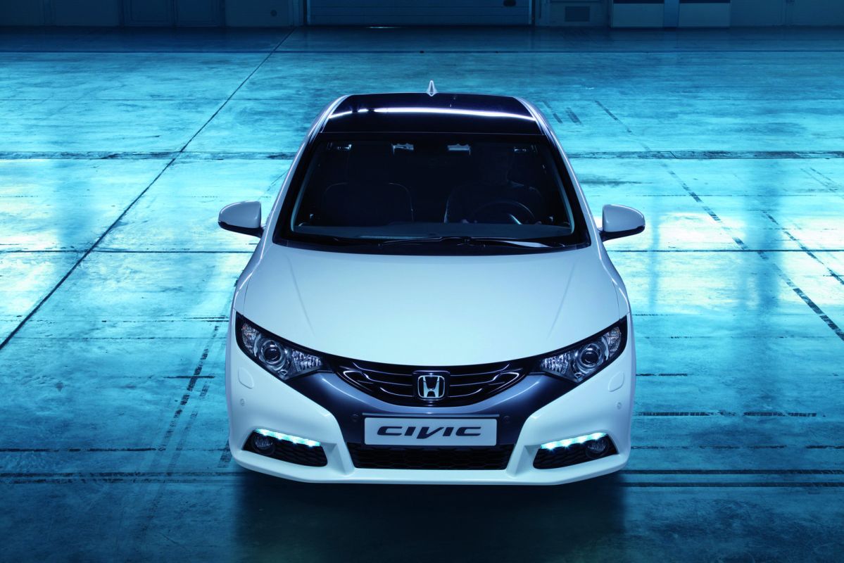 Honda Civic хечбек 2012