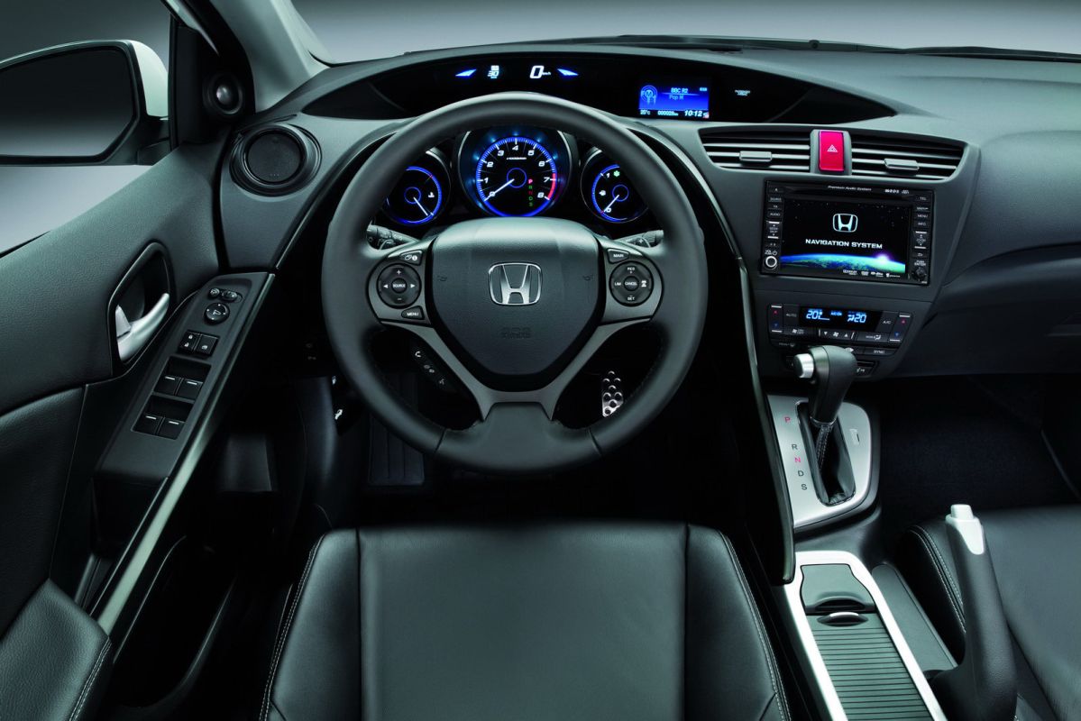 Honda Civic хечбек 2012