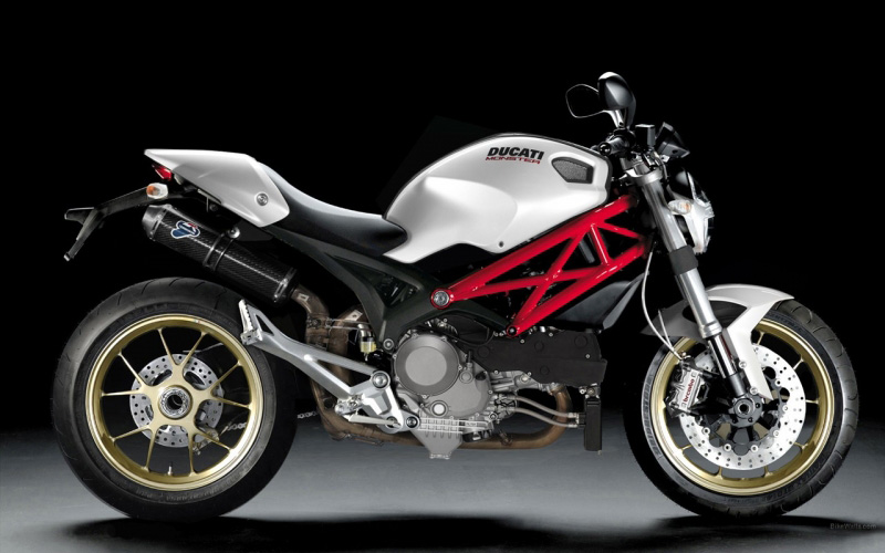 Ducati Monster S4R